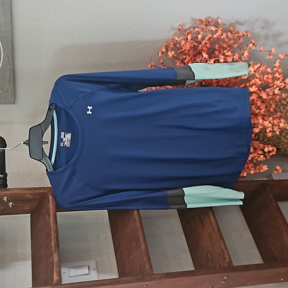 Blue UA long sleeve shirt